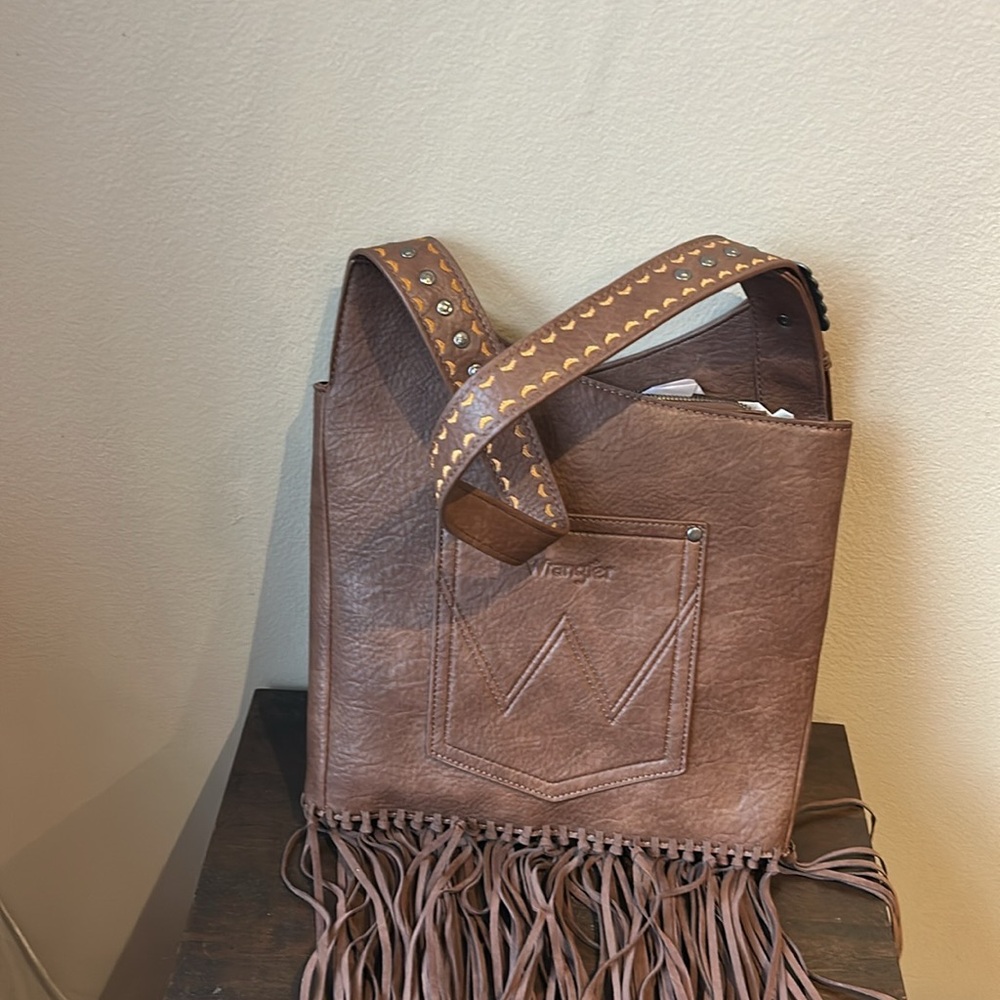 Wrangler Fringe Hobo Shoulder Bag with Studded Strap new Brown - Picture 8 of 8